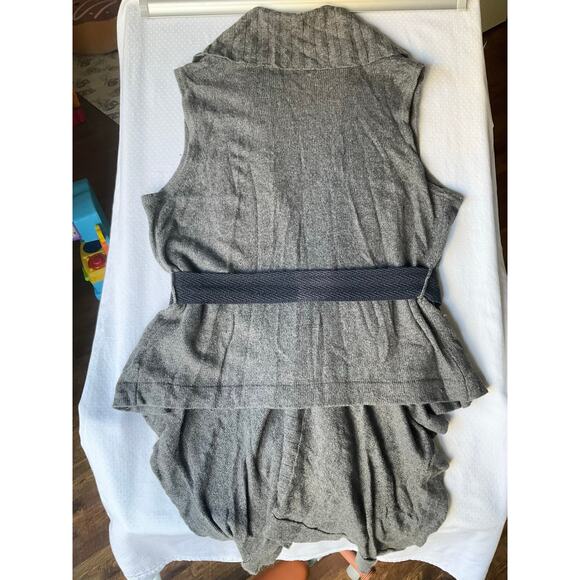 a.n.a. A New Approach Women’s Sleeveless Knit Cardigan size XL, Solid Gray - Picture 9 of 9
